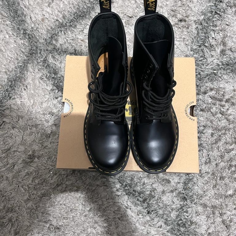 Women Dr marten size 10 Comes with box